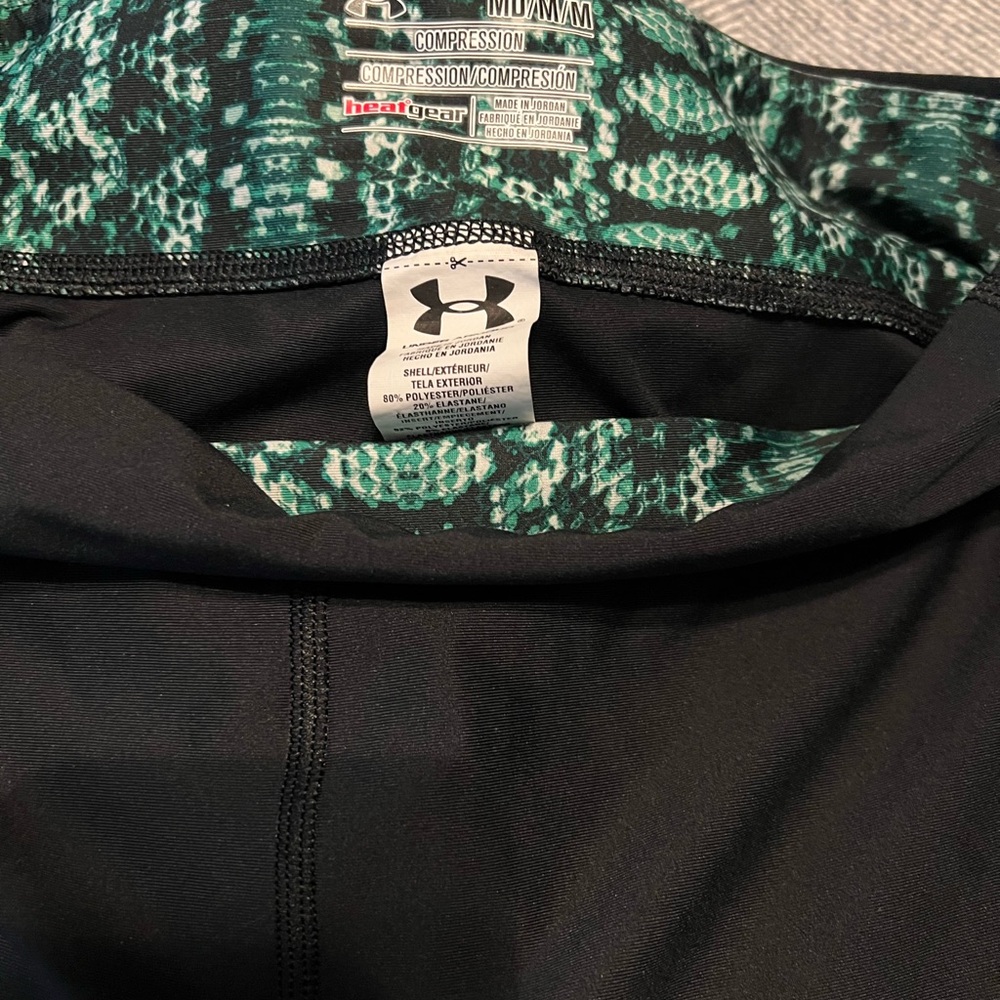 Under Armour Black and Teal Compression Leggings